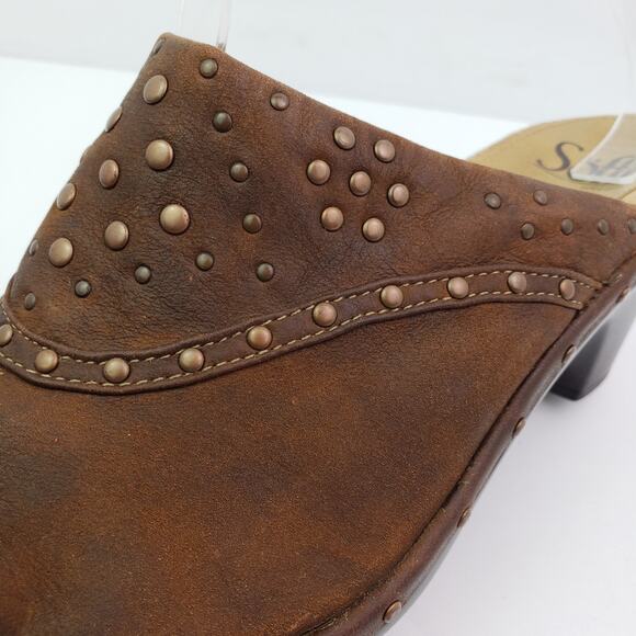 Sofft Womens Size 8 Brown Leather Slip On Studded Mule Clog Shoes 1009575 - Picture 9 of 11